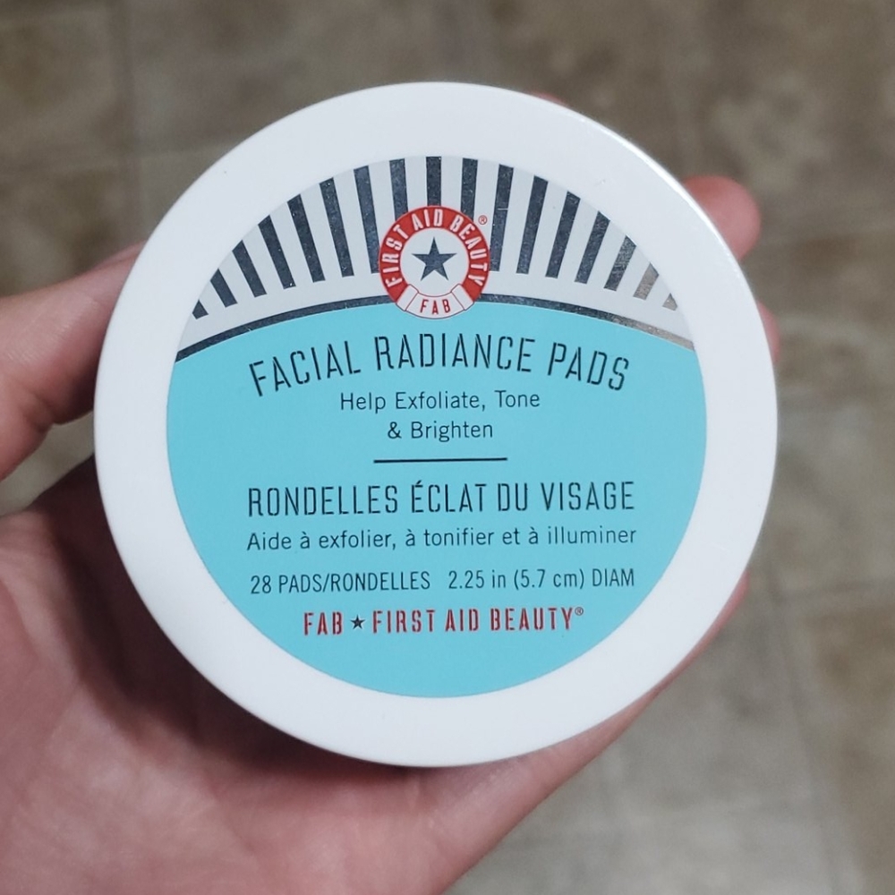 FAB facial radiance pads
